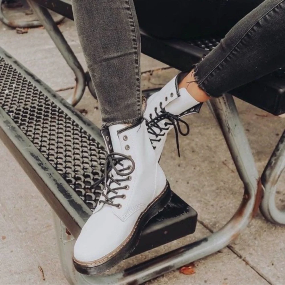Dr. Martens Women's Zavala Combat Boots in White - 8 - NWOB